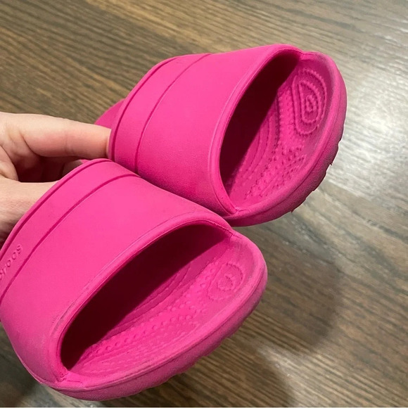 Crocs Iconic Confort Slip-On Hot Pink Sandals Toddlers 13 - Picture 7 of 11
